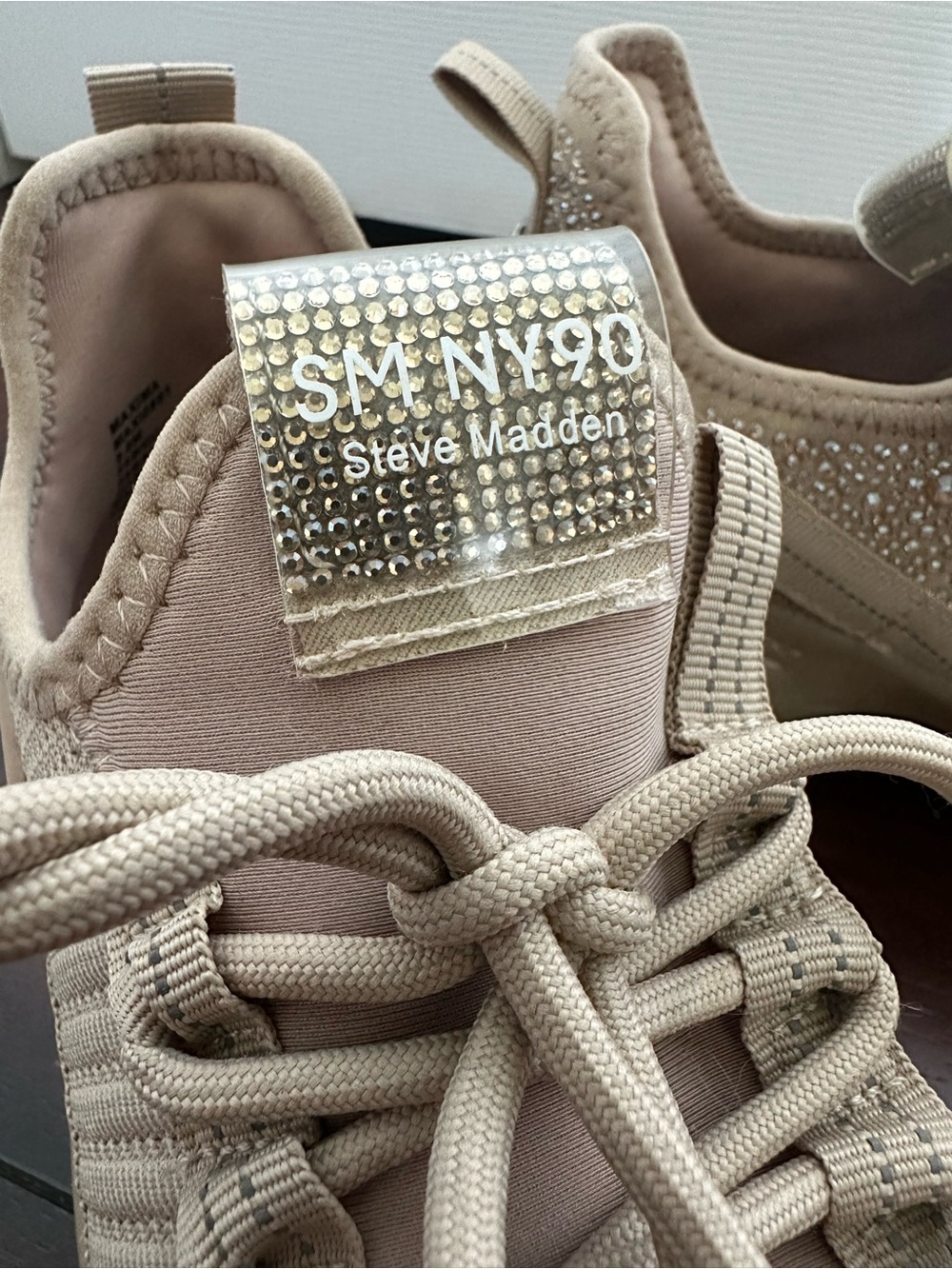 Size 9.5 Steve Madden Women’s Maxima Blush Multi Rhinestone Chunky Sneakers - Picture 8 of 10